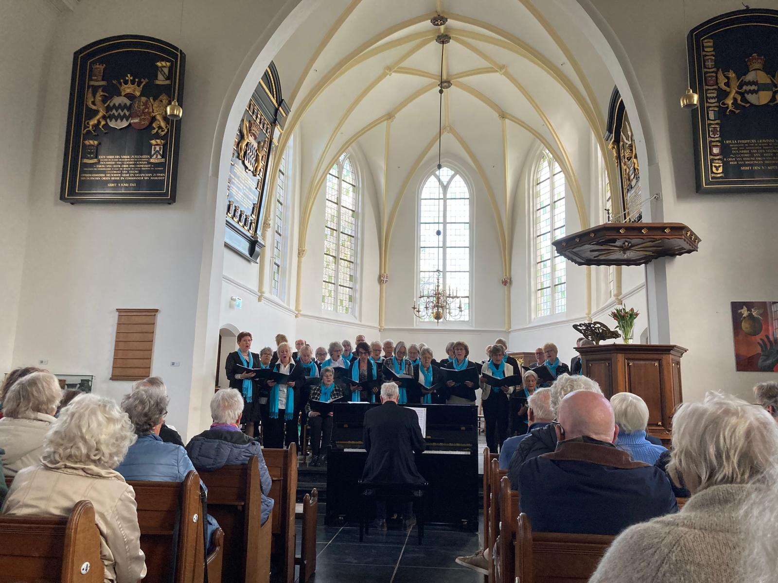 s29-03-25 Het 3 korenconcert in de Dorpskerk van Ellecom op uitnodiging van de Stichting Dorpskerk El